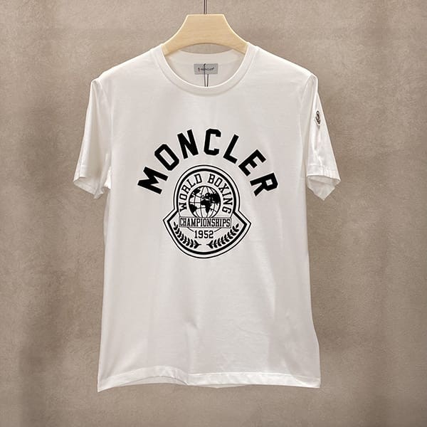目を惹くカラーモンクレール フロッキープリント ロゴ Ｔシャツ パチモン2色 moa19539